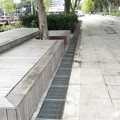 Drainage de l'eau du plancher de lavage de voiture Grille en acier inoxydable avec canal de drainage personnalisé