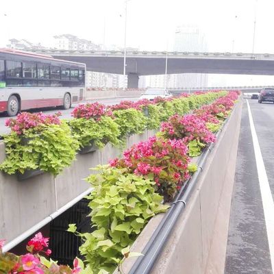 Jardin de fleurs en plein air à plusieurs niveaux Balcon Grand planteur blanc avec boîte supplémentaire