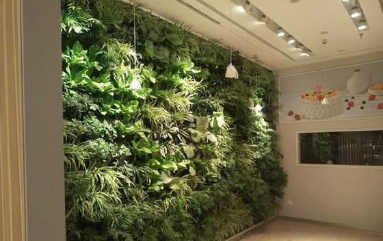 Pot de fleurs en plastique vertical fort en PP pour la décoration intérieure et du jardin